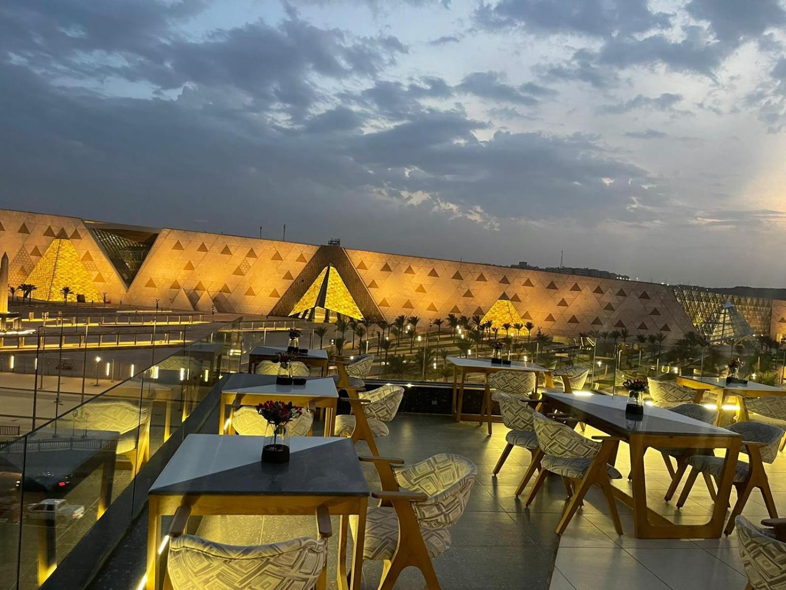 Royal Great Pyramid Inn Kafr Ghatati المظهر الخارجي الصورة